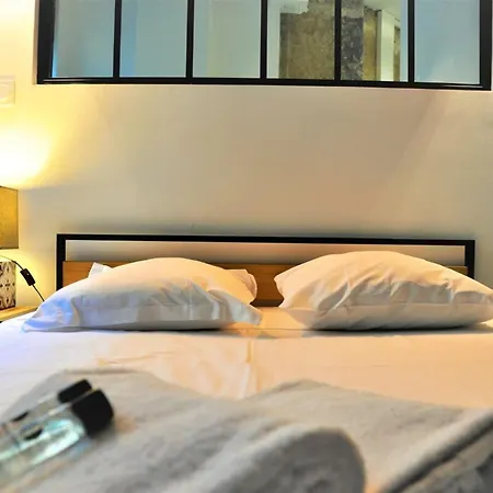 Le Bleu Hypercentre Presque Ile Apartment