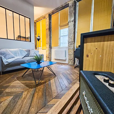 Le Bleu Hypercentre Presque Ile Apartment *